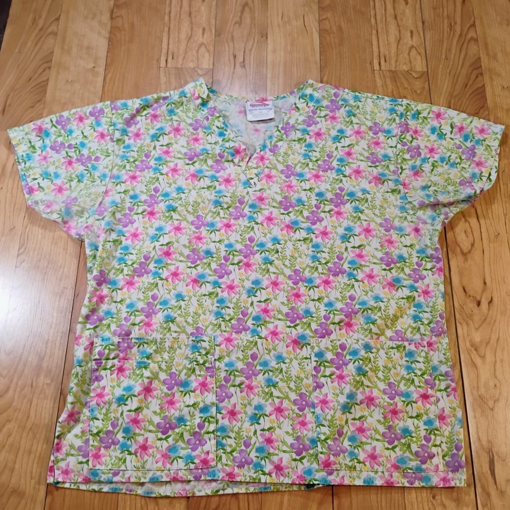 Scrub Wear Brand Women's Large Pastel Flower Graphic Scrub Top